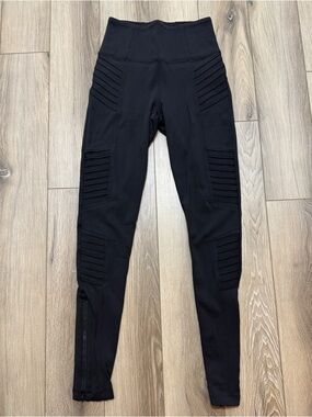 Black High-Waist Ribbed Panel Leggings